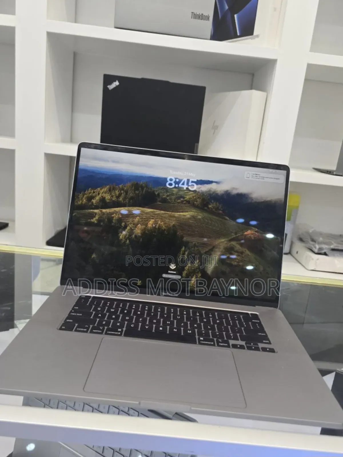 New Laptop Apple MacBook 2019 32GB Intel Core I9 SSD 1T