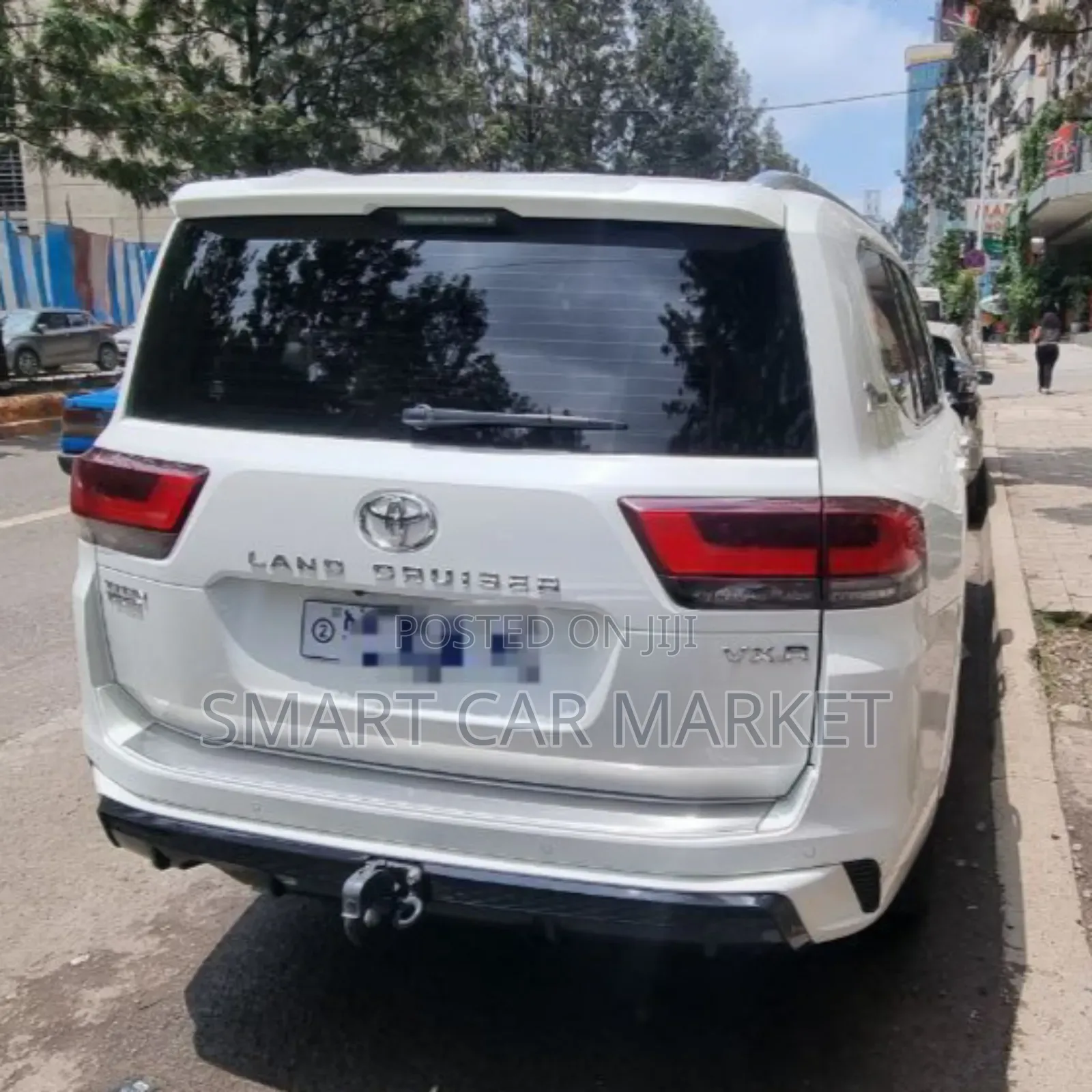 Toyota Land Cruiser 2023 White