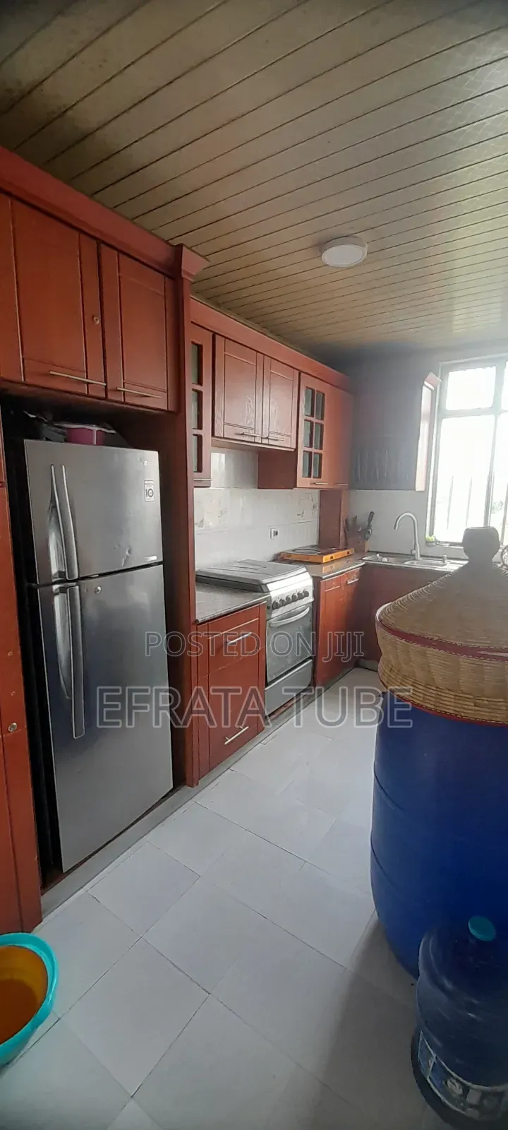 3bdrm Condo in Project 12, Akaky Kaliti for sale