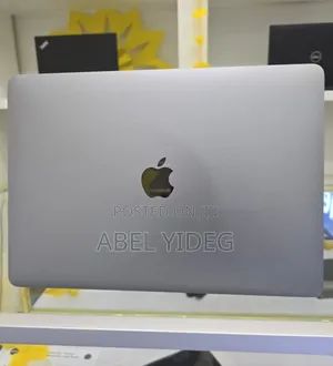 New Laptop Apple MacBook Pro 2020 M1 8GB Apple M1 SSD 256GB