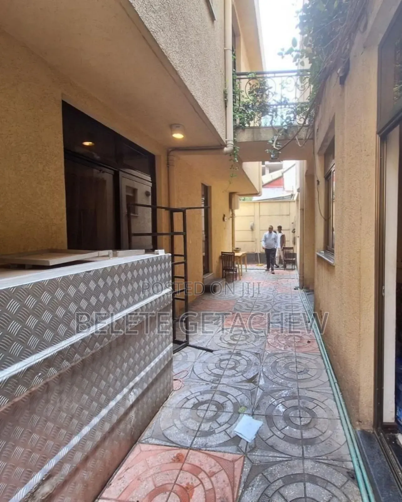 10bdrm House in Ayat G+1 Luxury, Bole for sale