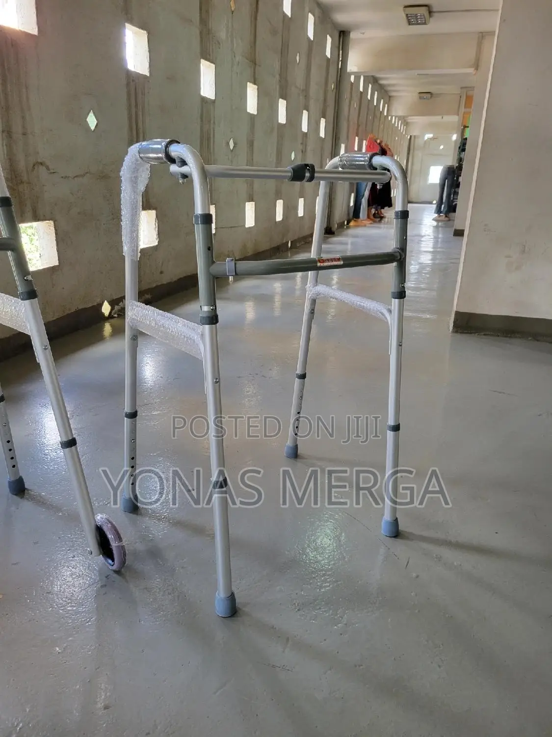 Walker ×€ Walker Height Adjustment From ≈73cm to ≈91cm