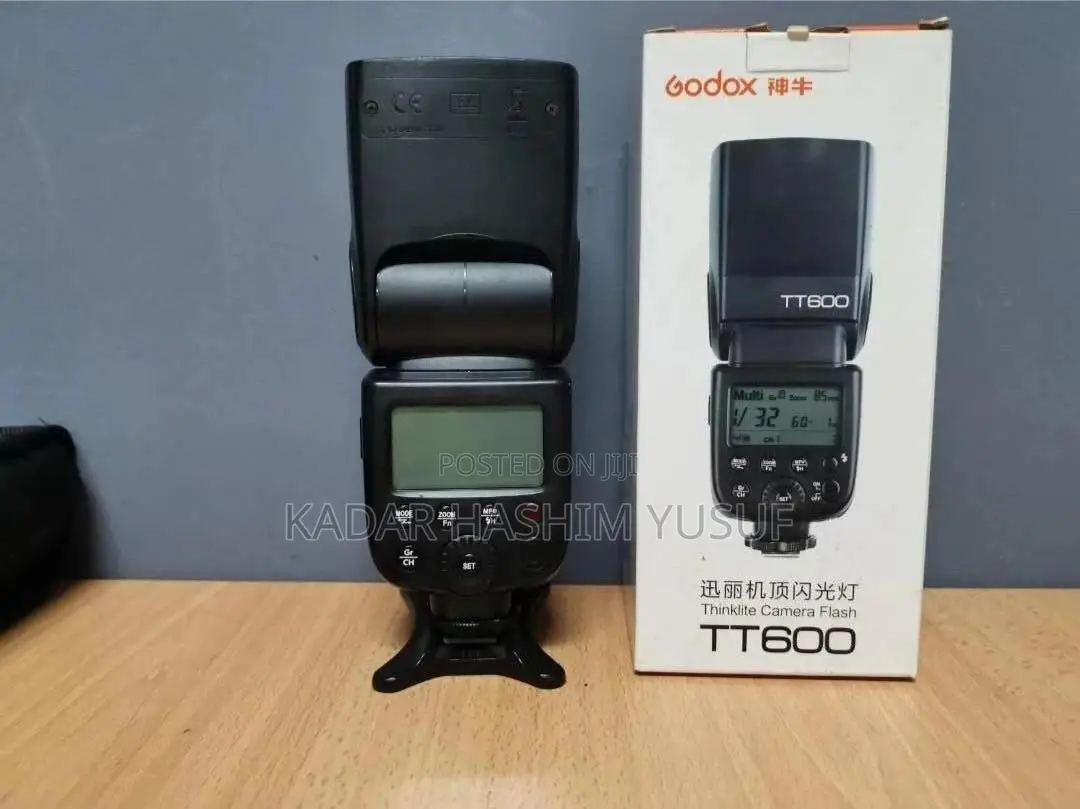 Godox TT600 Outdoor Speedlight