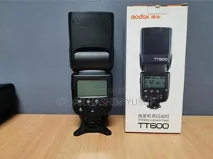 Photo - Godox TT600 Outdoor Speedlight