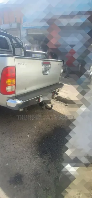 Toyota Hilux 2008 Gold