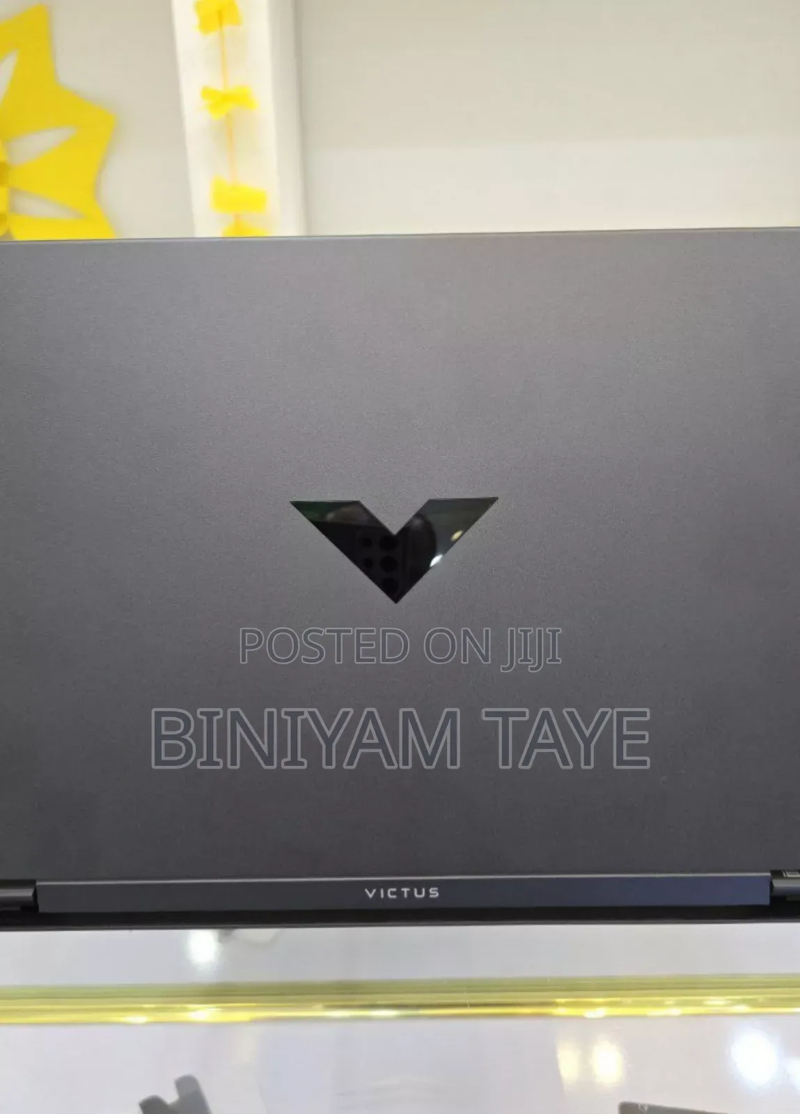 New Laptop HP Victus 15 16GB AMD Ryzen 7 SSD 1T