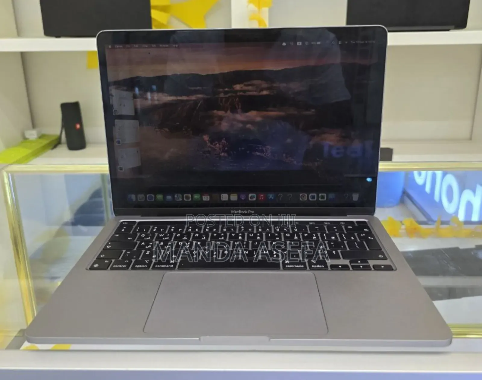 New Laptop Apple MacBook Pro M1 8GB Apple M1 SSD 256GB
