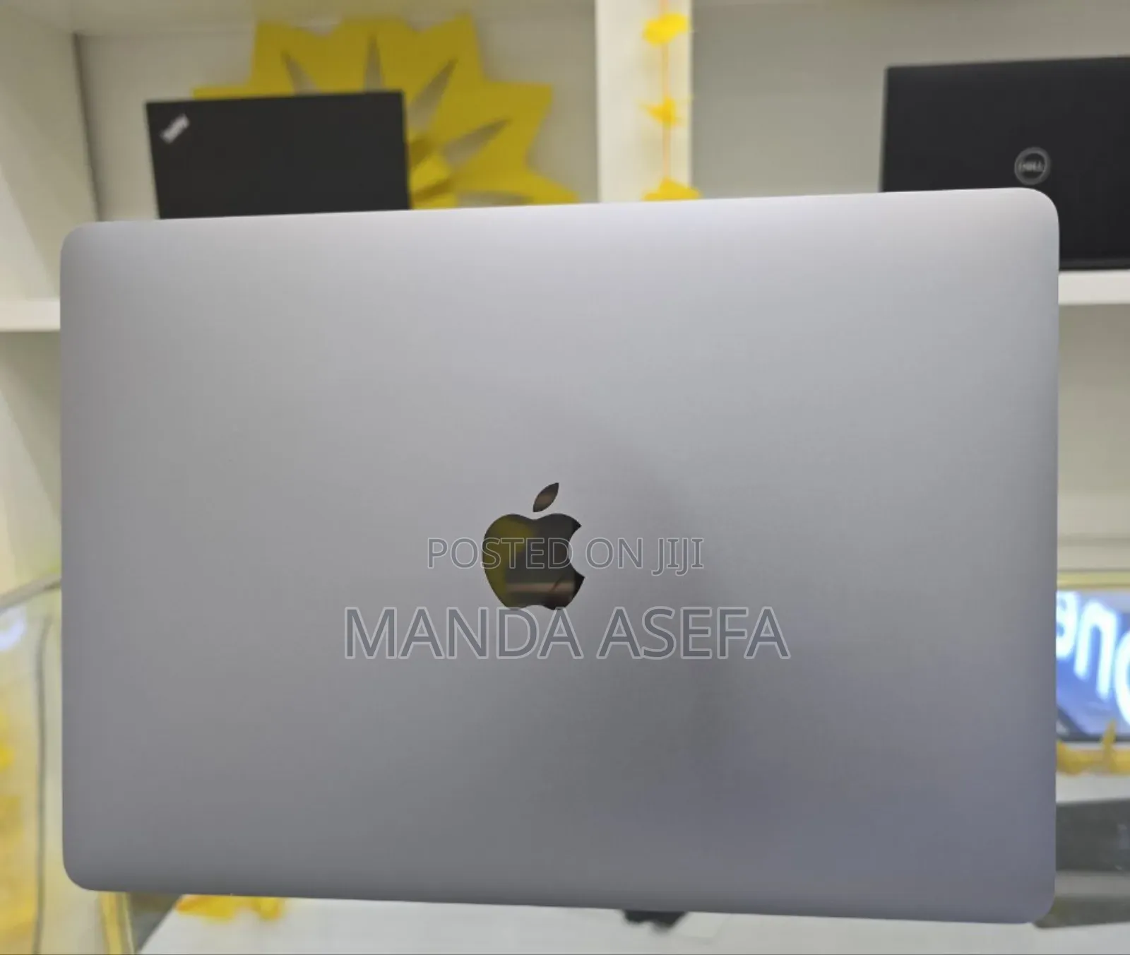 New Laptop Apple MacBook Pro M1 8GB Apple M1 SSD 256GB