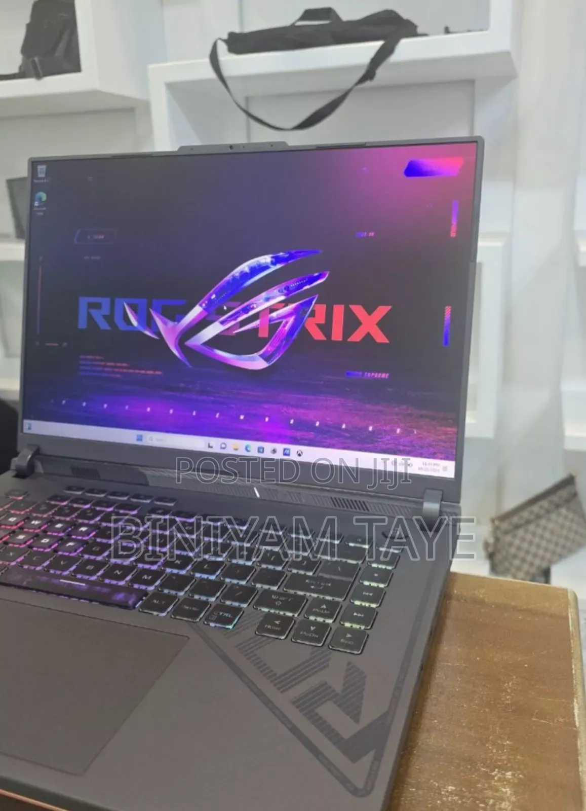 New Laptop Asus ROG Zephyrus G16 16GB Intel Core I7 SSD 1T