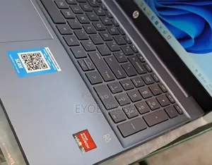 New Laptop HP Pavilion 15 8GB AMD Ryzen 5 SSD 512GB