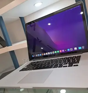 New Laptop Apple MacBook Pro 2015 16GB Intel Core I7 SSD 500GB