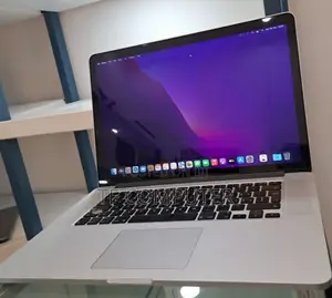 New Laptop Apple MacBook Pro 2015 16GB Intel Core I7 SSD 500GB