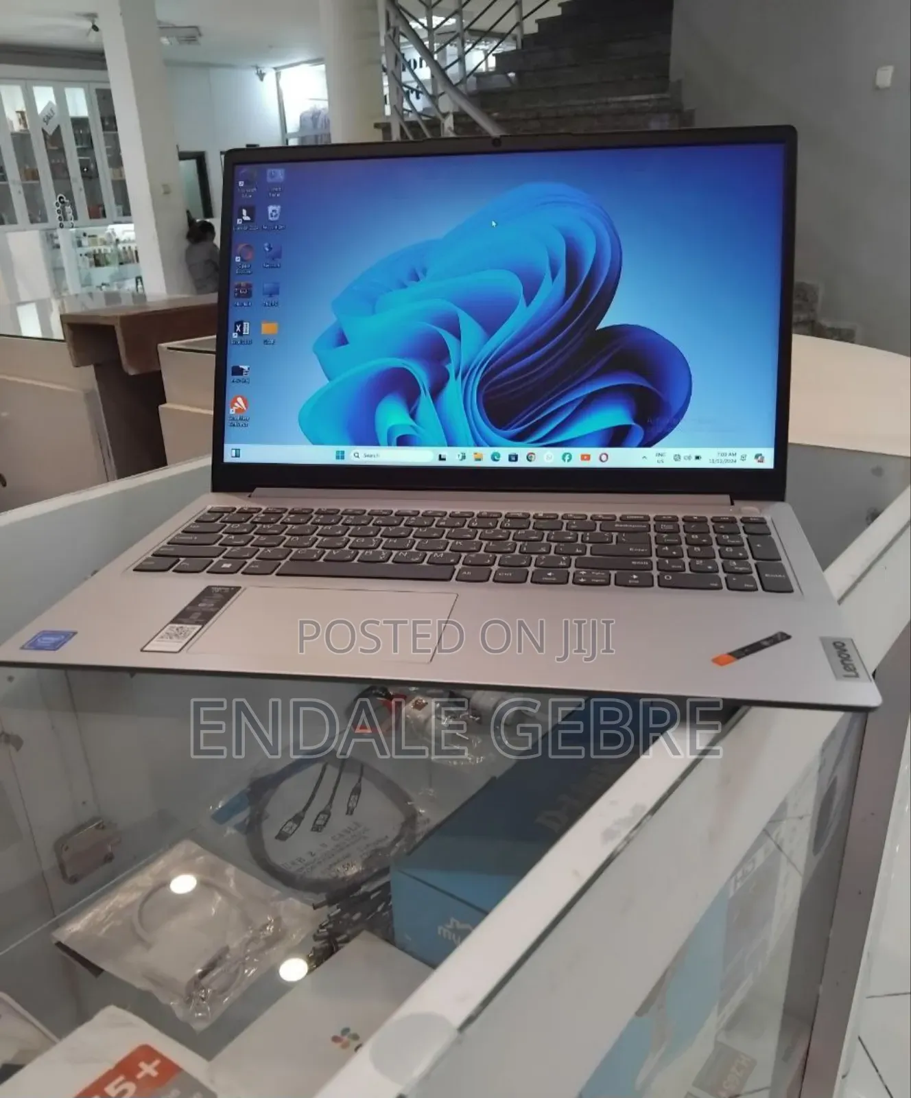 New Laptop Lenovo IdeaPad 1 4GB Intel Celeron SSD 256GB