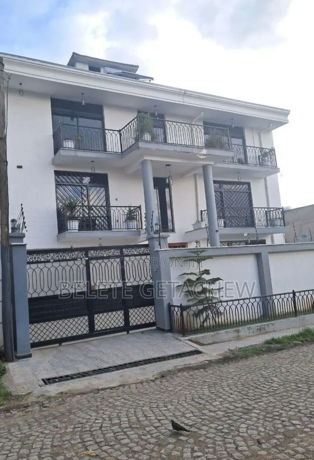 10bdrm House in Ayat, G+2 Luxury, Bole for sale