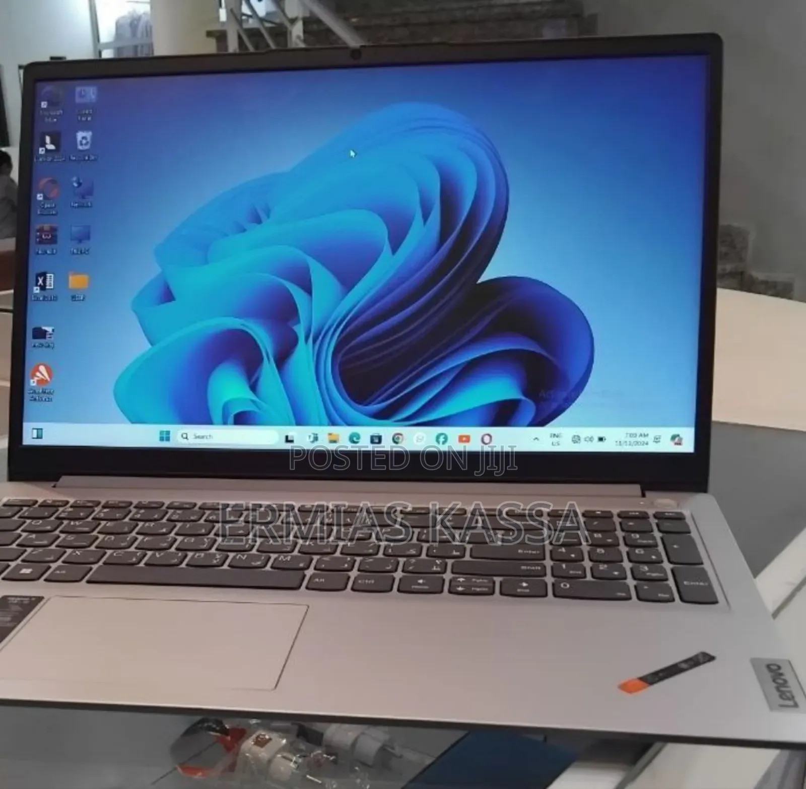 New Laptop Lenovo IdeaPad 1 4GB Intel Celeron SSD 256GB