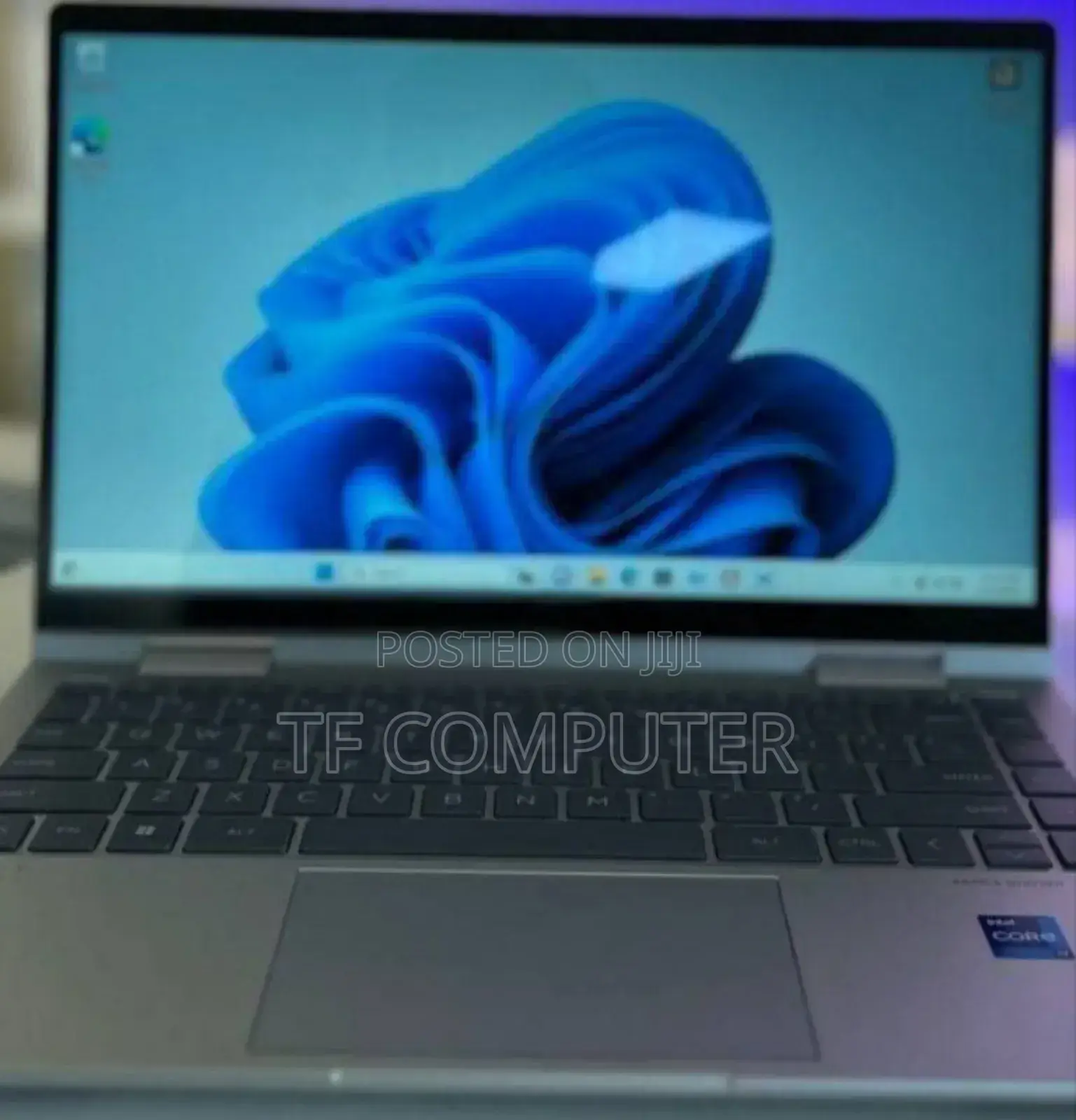 New Laptop HP Envy X360 8GB Intel Core I7 SSD 1T