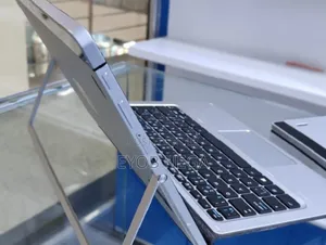 New Laptop HP Elite X2 1012 8GB Intel Core M SSD 256GB