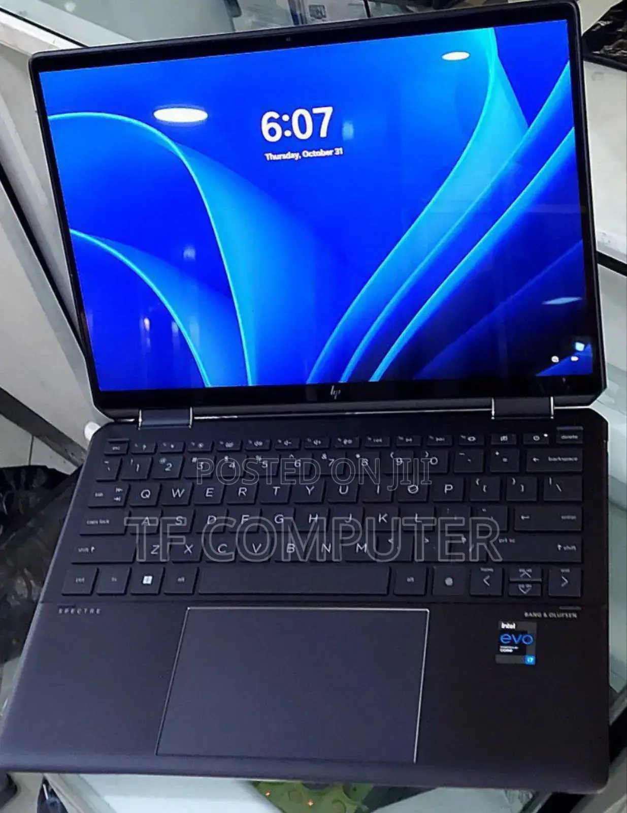 New Laptop HP Spectra 13 16GB Intel Core I7 SSD 1T