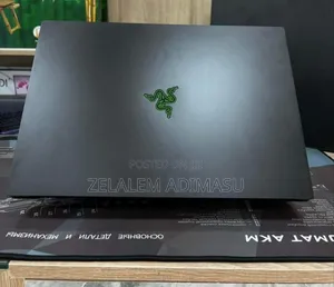 New Laptop Razer Blade 32GB Intel Core I9 SSD 2T