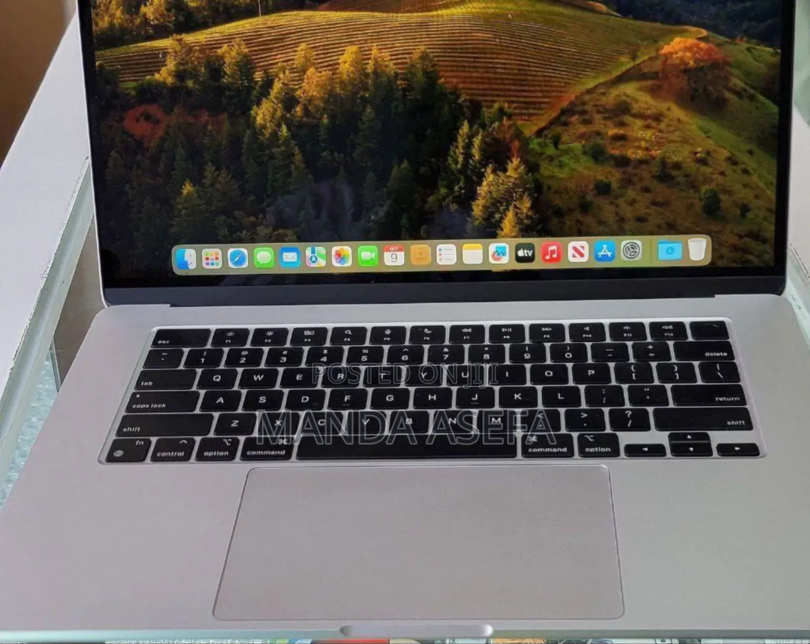 New Laptop Apple MacBook Air 2022 M2 8GB Apple M2 SSD 256GB