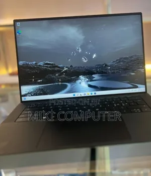 Photo - New Laptop Dell XPS 15 16GB Intel Core I7 SSD 512GB