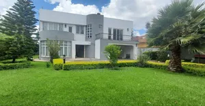 5bdrm House in Ccd Legetafo, Luxury, North Shewa for sale