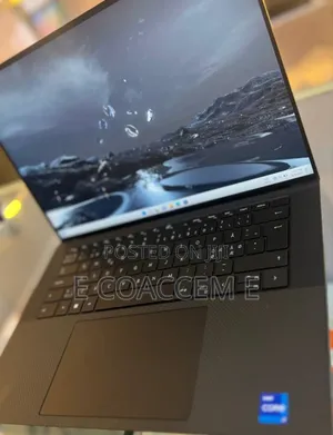 New Laptop Dell 16GB Intel Core I7 SSD 512GB