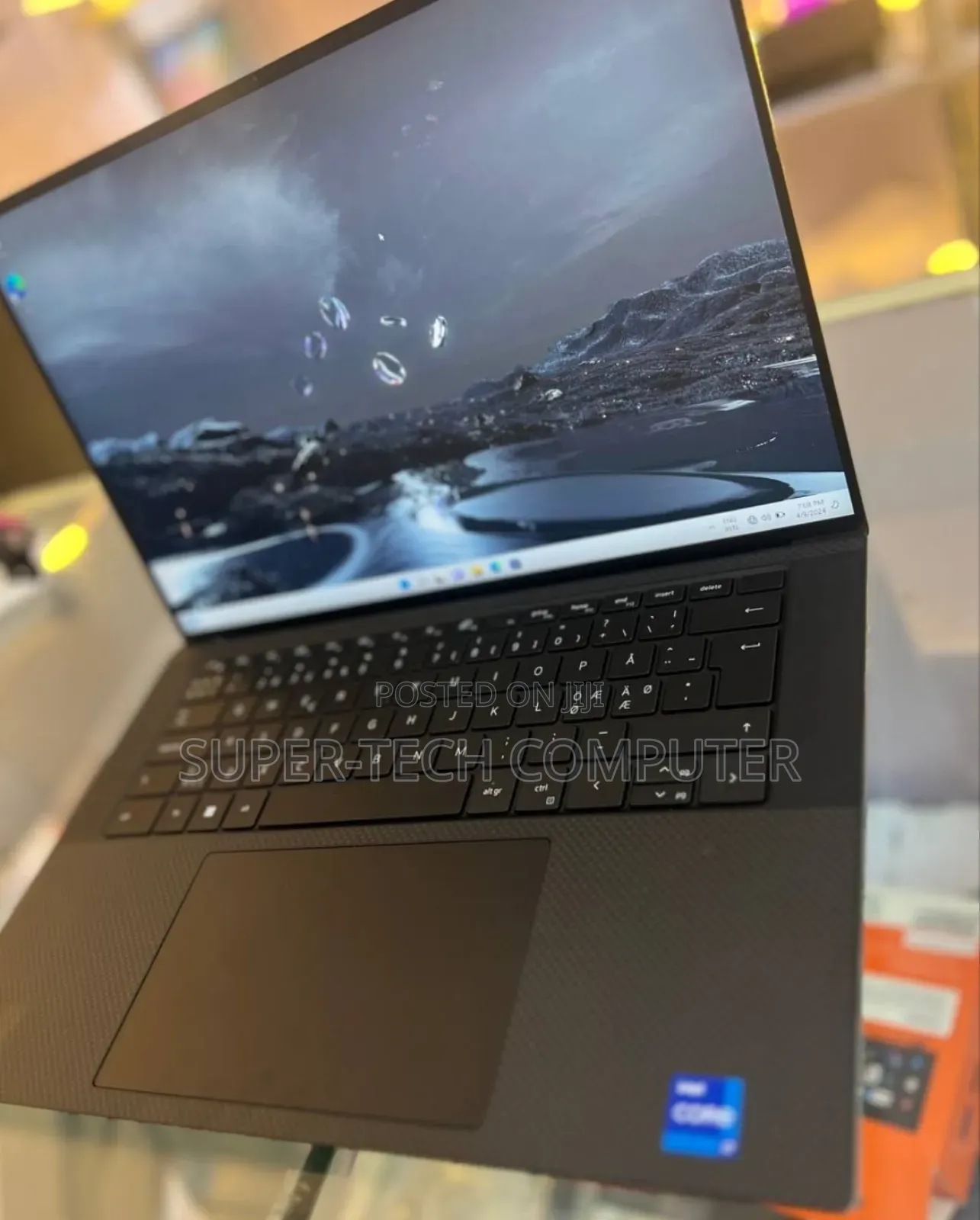 New Laptop Dell XPS 15 16GB Intel Core I7 SSD 512GB