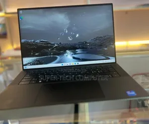 New Laptop Dell XPS 15 16GB Intel Core I7 SSD 512GB