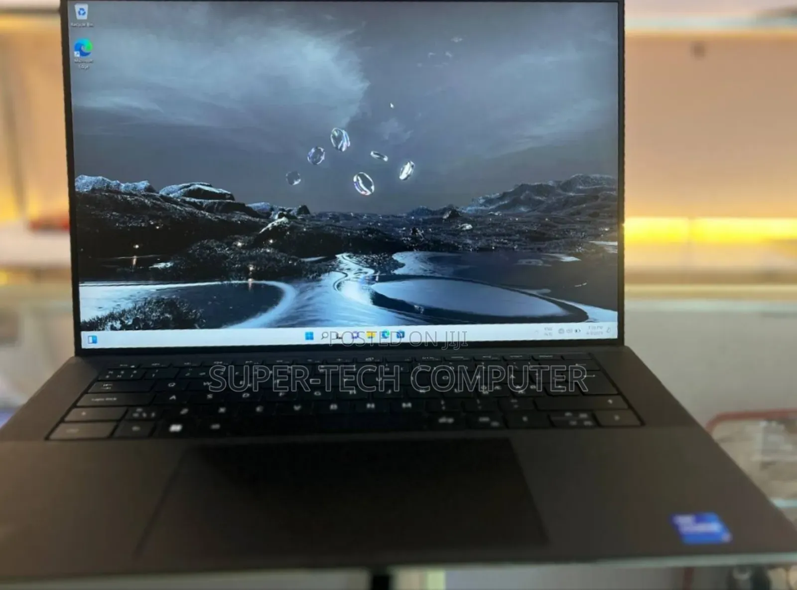 New Laptop Dell XPS 15 16GB Intel Core I7 SSD 512GB