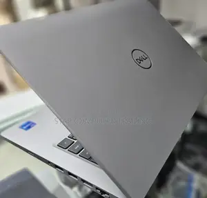 Photo - New Laptop Dell Latitude 5310 16GB Intel Core I7 SSD 512GB