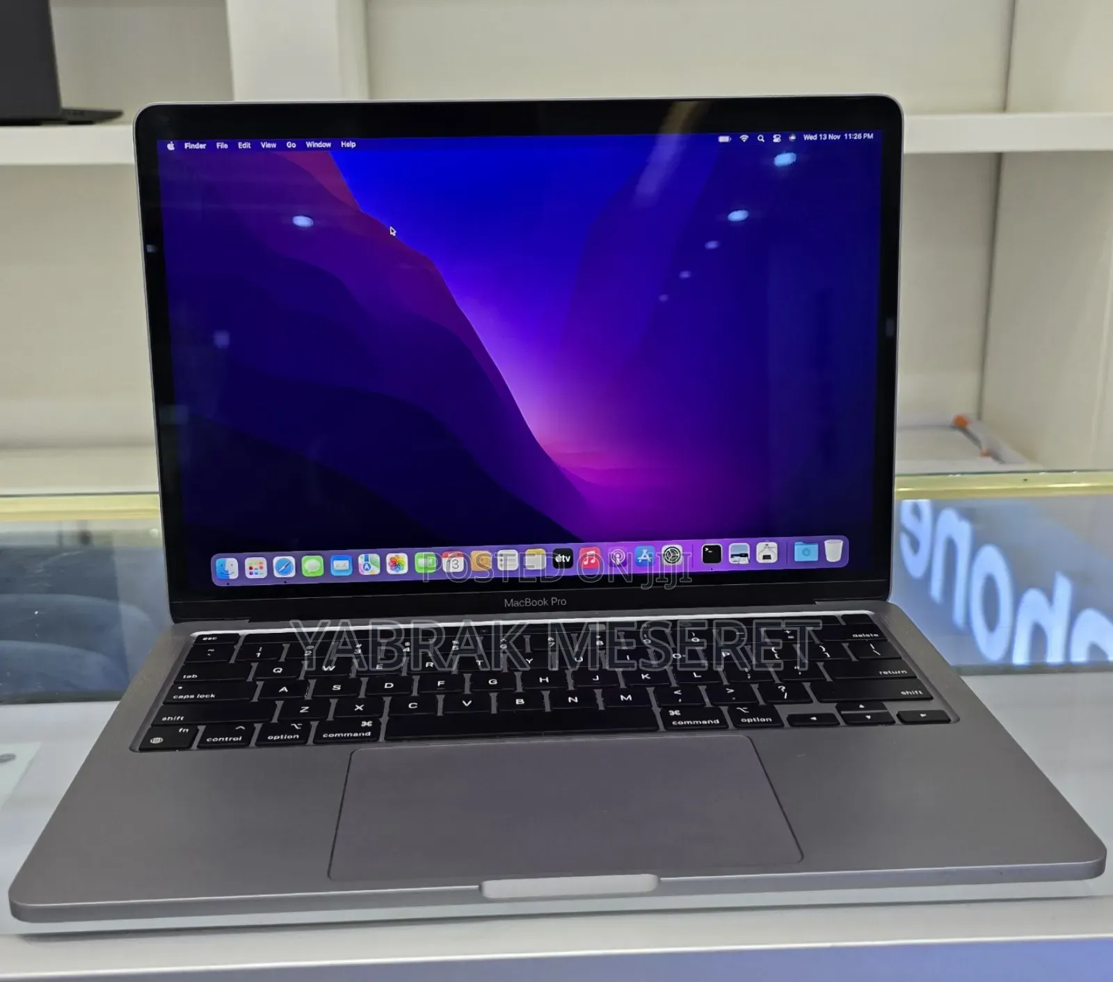 New Laptop Apple MacBook Pro M1 16GB Apple M1 Pro SSD 1T