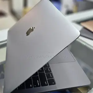 New Laptop Apple MacBook Pro 2020 8GB Intel Core I5 SSD 256GB