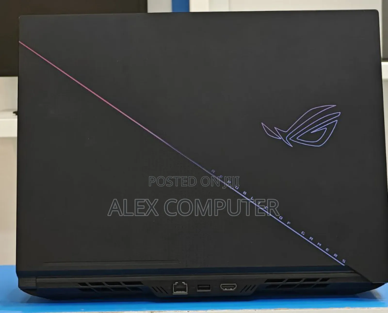 New Laptop Asus ROG Zephyrus G16 32GB AMD Ryzen 9 SSD 1T