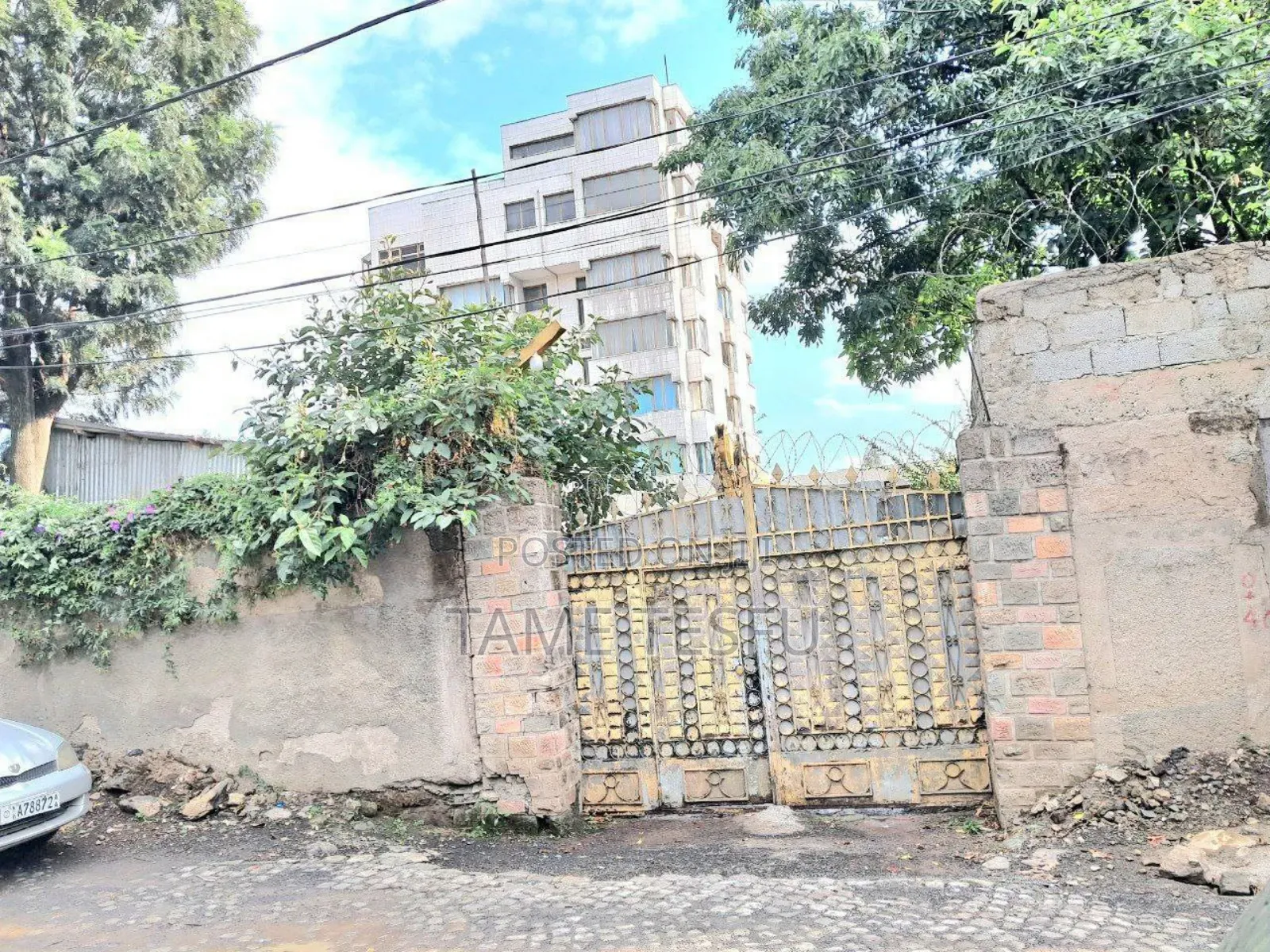 Furnished 2bdrm House in Garaji, Bole for sale