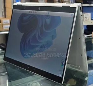 Photo - New Laptop HP EliteBook 1030 16GB Intel Core I7 SSD 512GB