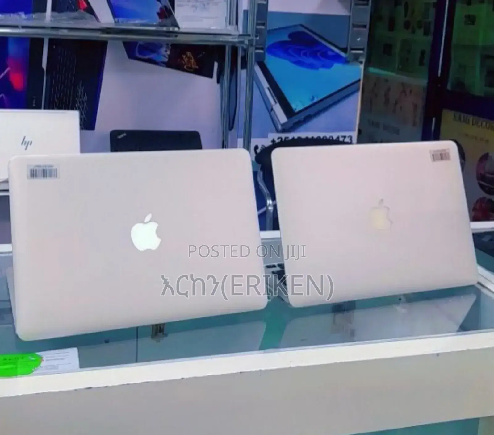 New Laptop Apple MacBook Pro 2015 8GB Intel Core I7 SSD 256GB