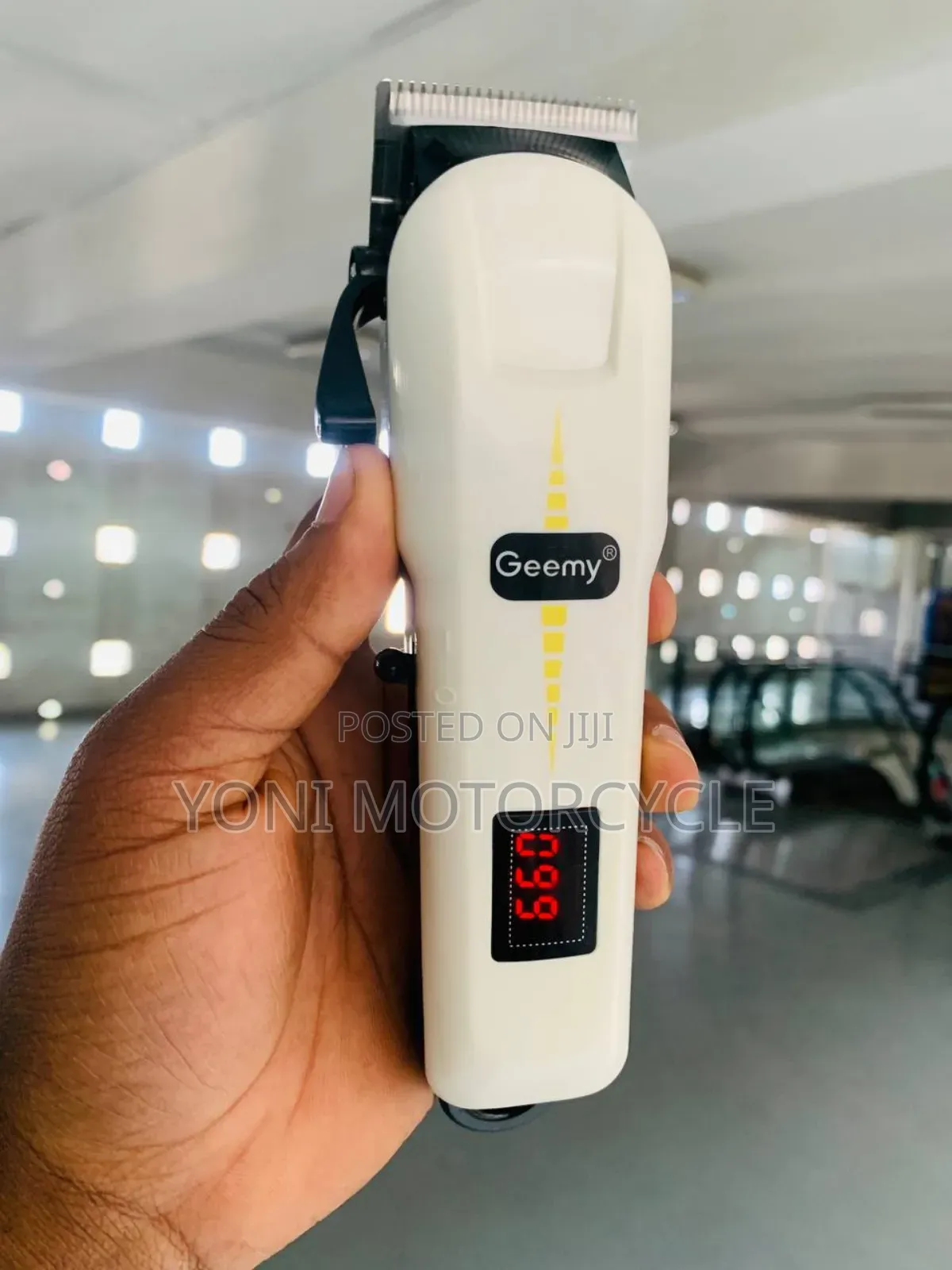 ( 00 ) Rechargeable Hair Clipper New Packed