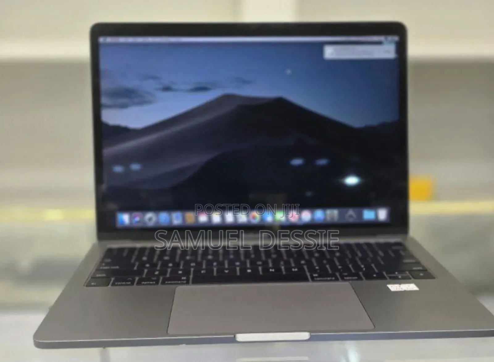 New Laptop Apple MacBook Air 2017 8GB Intel Core I5 SSD 128GB