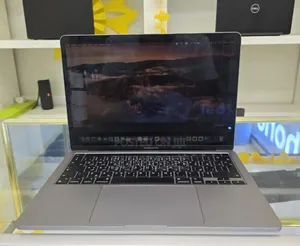 New Laptop Apple MacBook Pro M1 8GB Apple M1 SSD 256GB