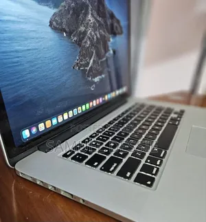 New Laptop Apple MacBook Pro 2014 16GB Intel Core I7 SSD 256GB