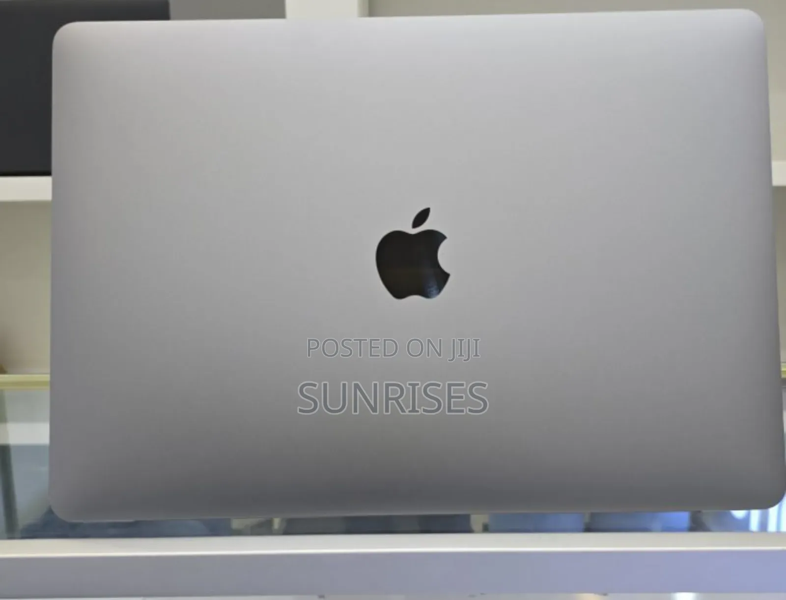 New Laptop Apple MacBook Pro M1 16GB Apple M1 SSD 1T