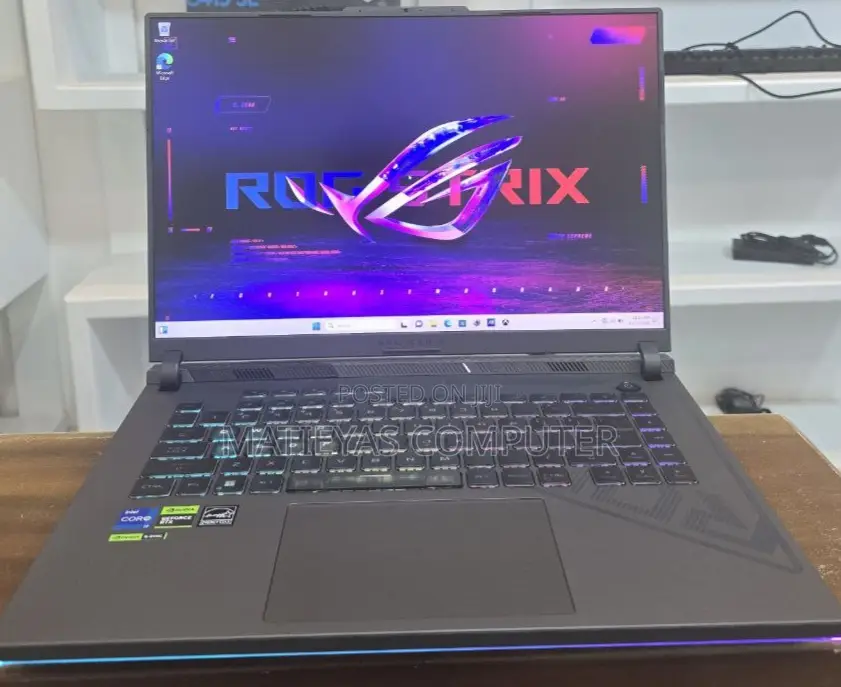 New Laptop Asus ROG Strix G16 G614 16GB Intel Core I7 SSD 1T