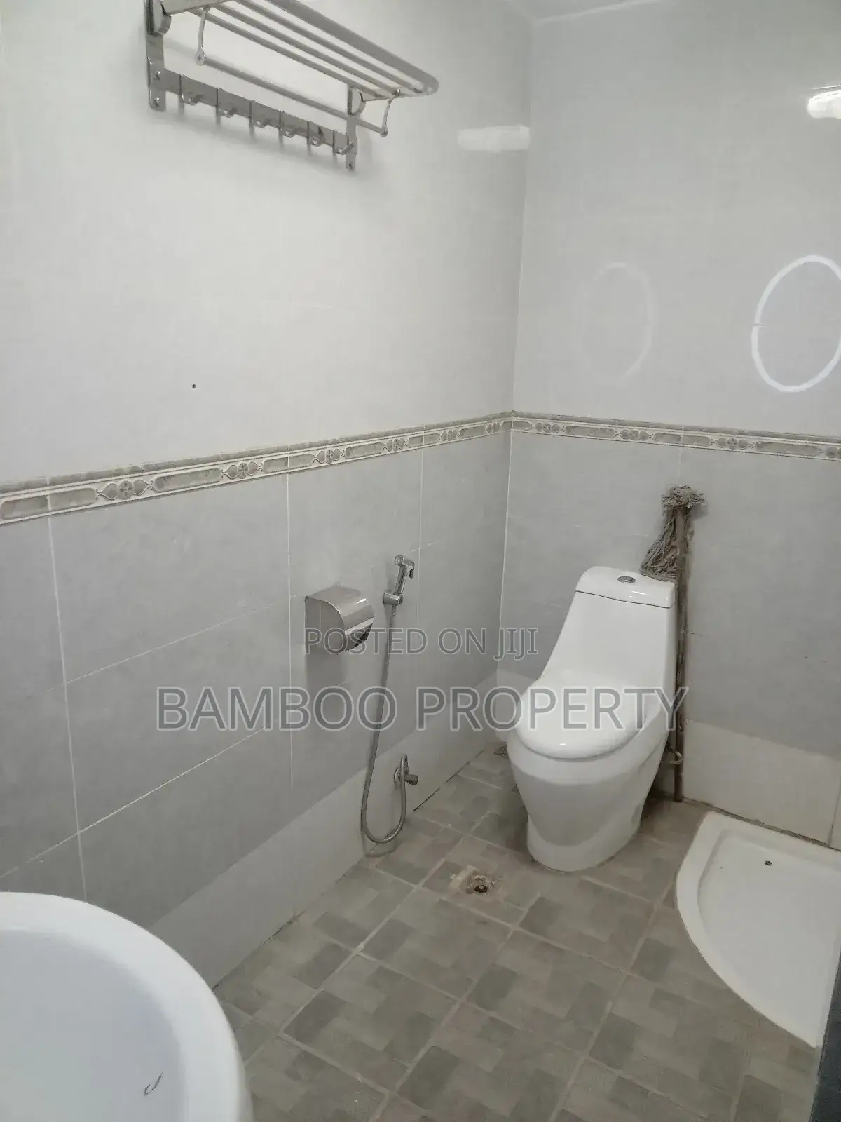 3bdrm Apartment in Bole for rent