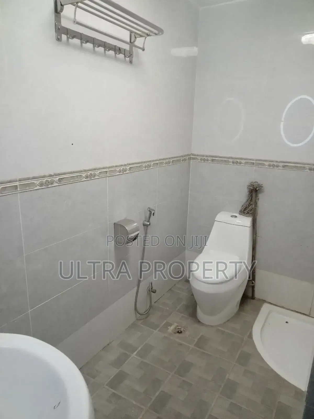 3bdrm Apartment in Bole for rent