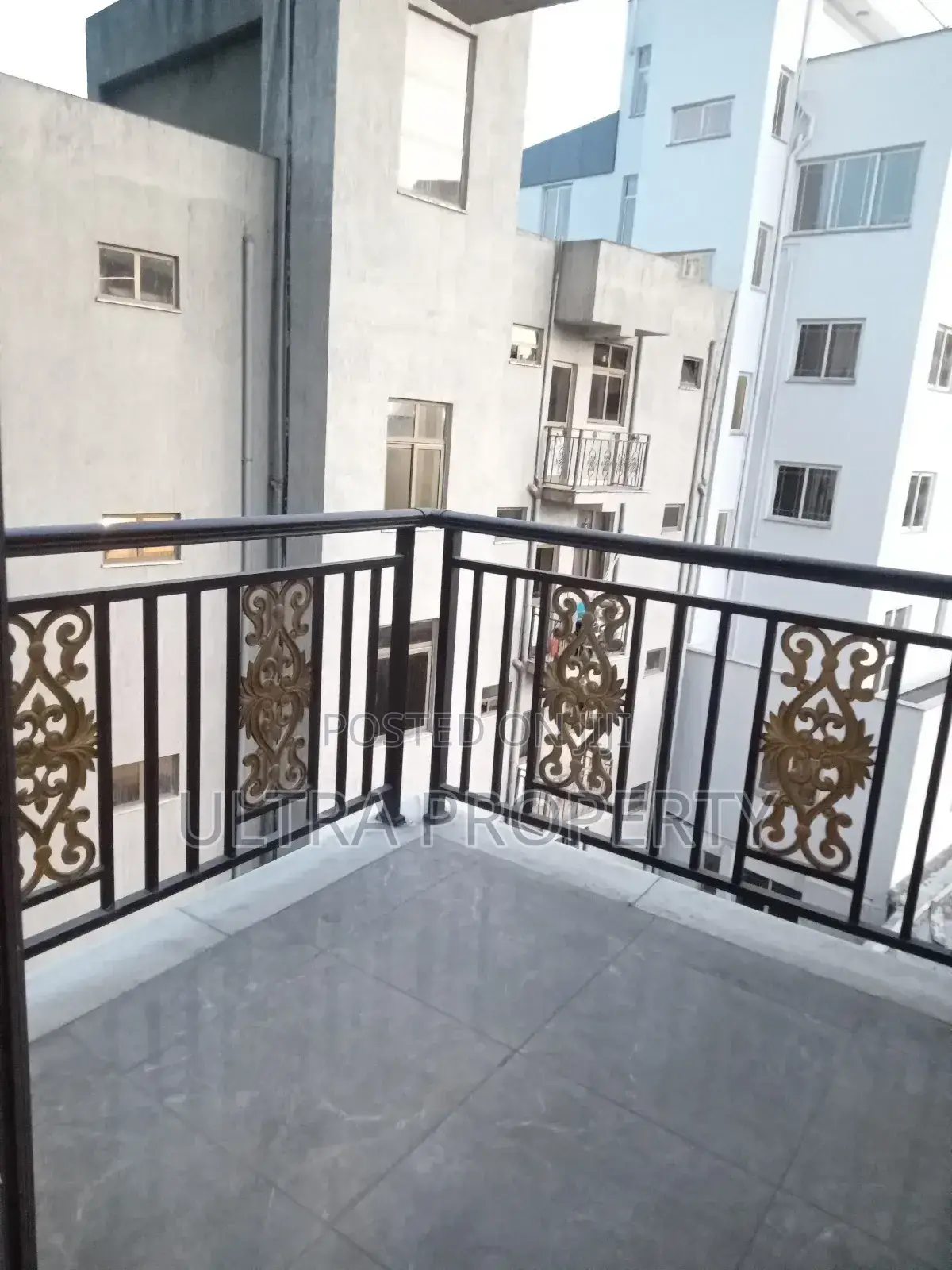 3bdrm Apartment in Bole for rent