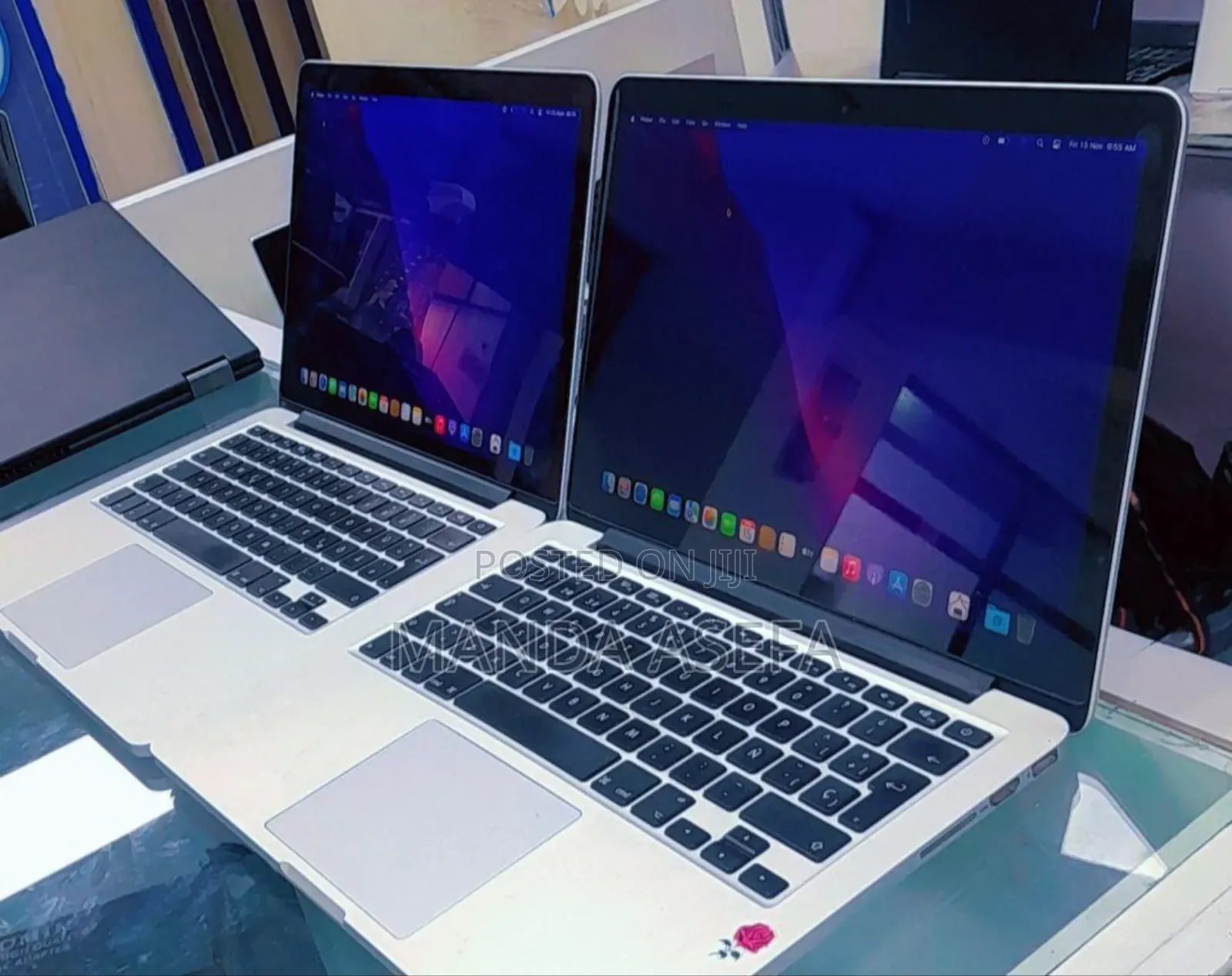 New Laptop Apple MacBook Pro 2015 8GB Intel Core I7 SSD 256GB