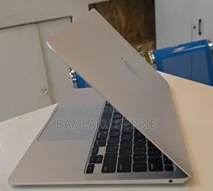 New Laptop Apple MacBook Air 2020 M1 8GB Apple M1 SSD 256GB