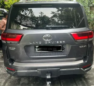 Toyota Land Cruiser 2023 Gray
