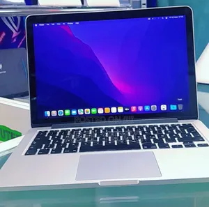 New Laptop Apple MacBook Pro 2015 8GB Intel Core I7 SSD 256GB